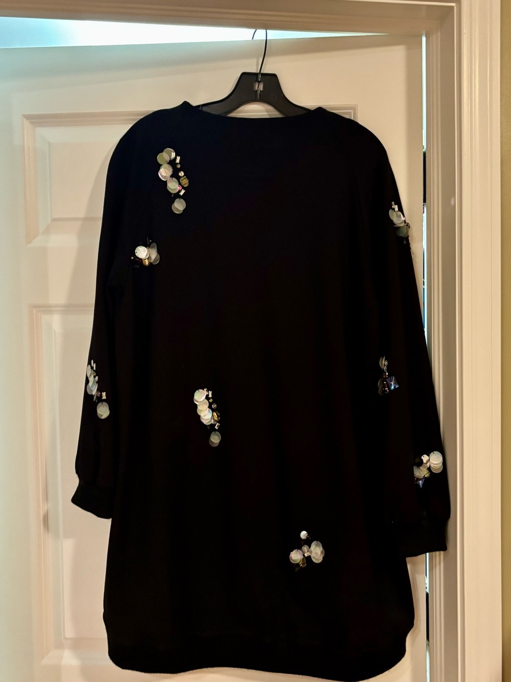 Cynthia Rowley long Black Top with Teal Logo Tag, excellent conditions